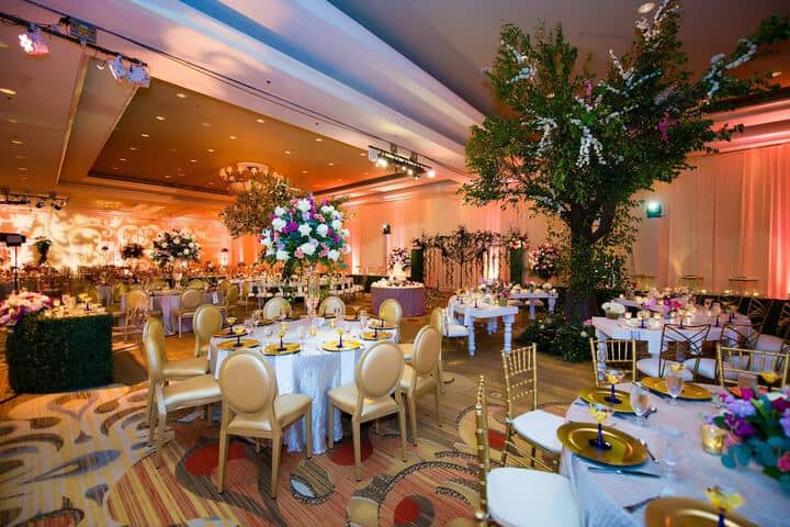 Ballroom/Hall 48 of 78